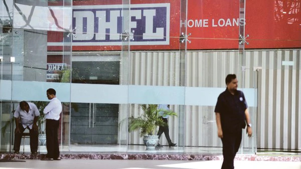 Mutual funds try to get in on $894 million in DHFL repayments