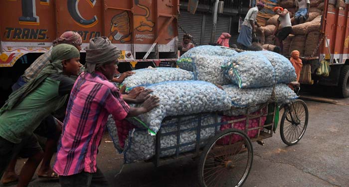 देश में बनी रहेगी महंगाई में रफ्तार देश में बनी रहेगी महंगाई में रफ्तार