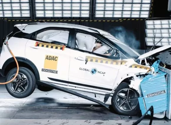 Tata Nexon के नए एडिशन को भी क्रैश टेस्ट में मिली 5 स्टार रेटिंग tata